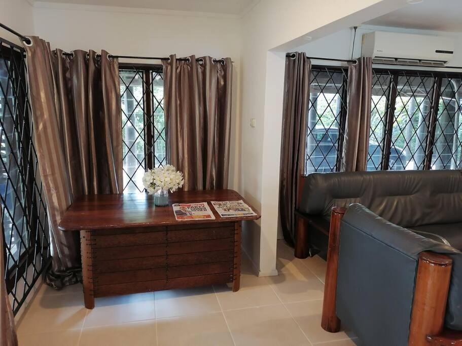 Private Nasoso 4 Bedroom Houseナンディ エクステリア 写真